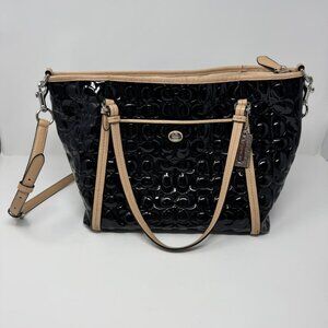 Coach Peyton Signature Embossed Black Leather Purse F26922‎ 16x10.5x5.5